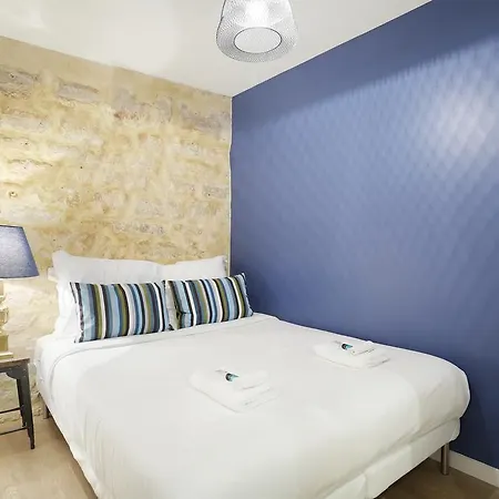 Rent A - Chenier B Apartment