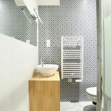 Apartment Rent A - Chenier B Paris